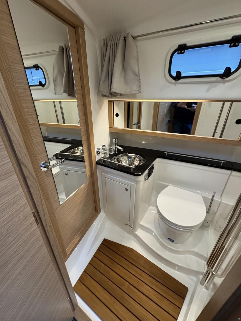 Nimbus 365 Coup&eacute;