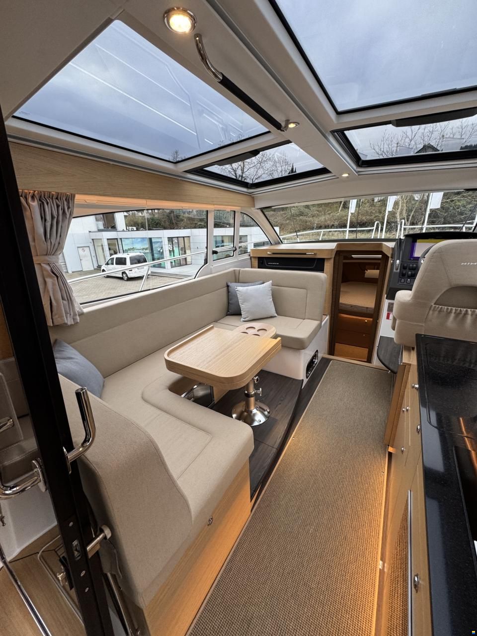 Nimbus 365 Coup&eacute;