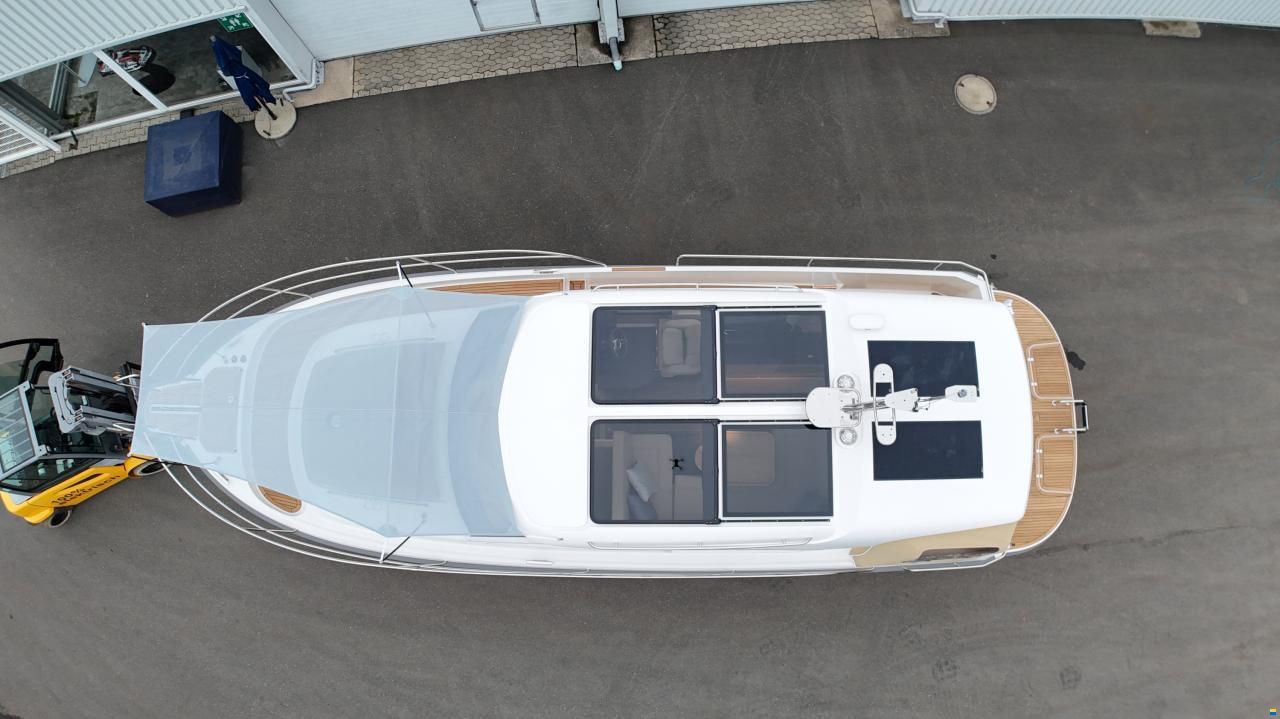 Nimbus 365 Coup&eacute;