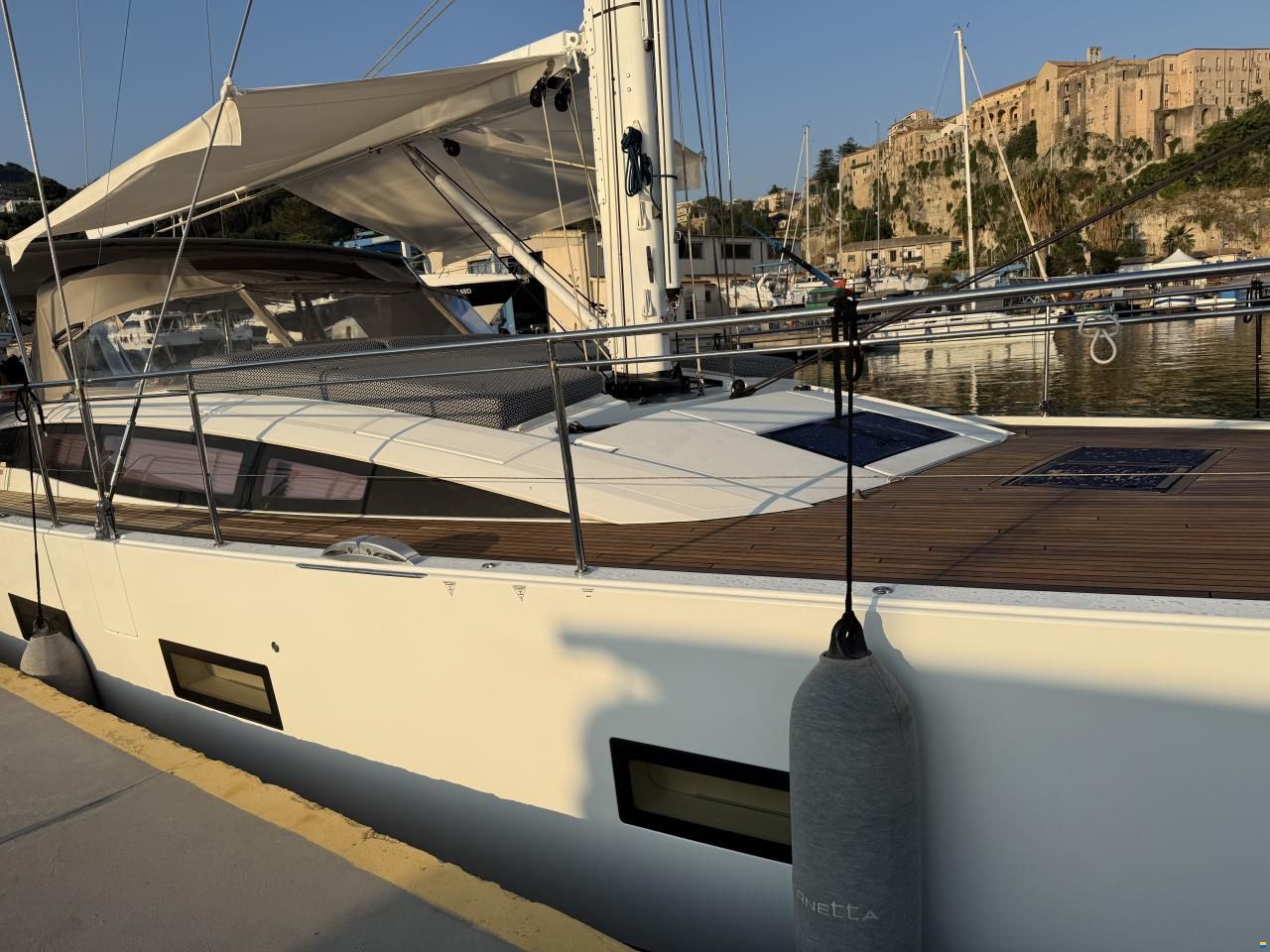 Jeanneau 64