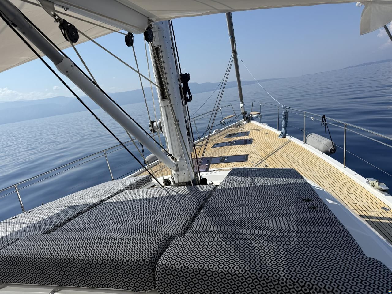 Jeanneau 64