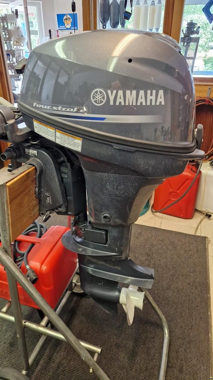 Yamaha F8FMHS