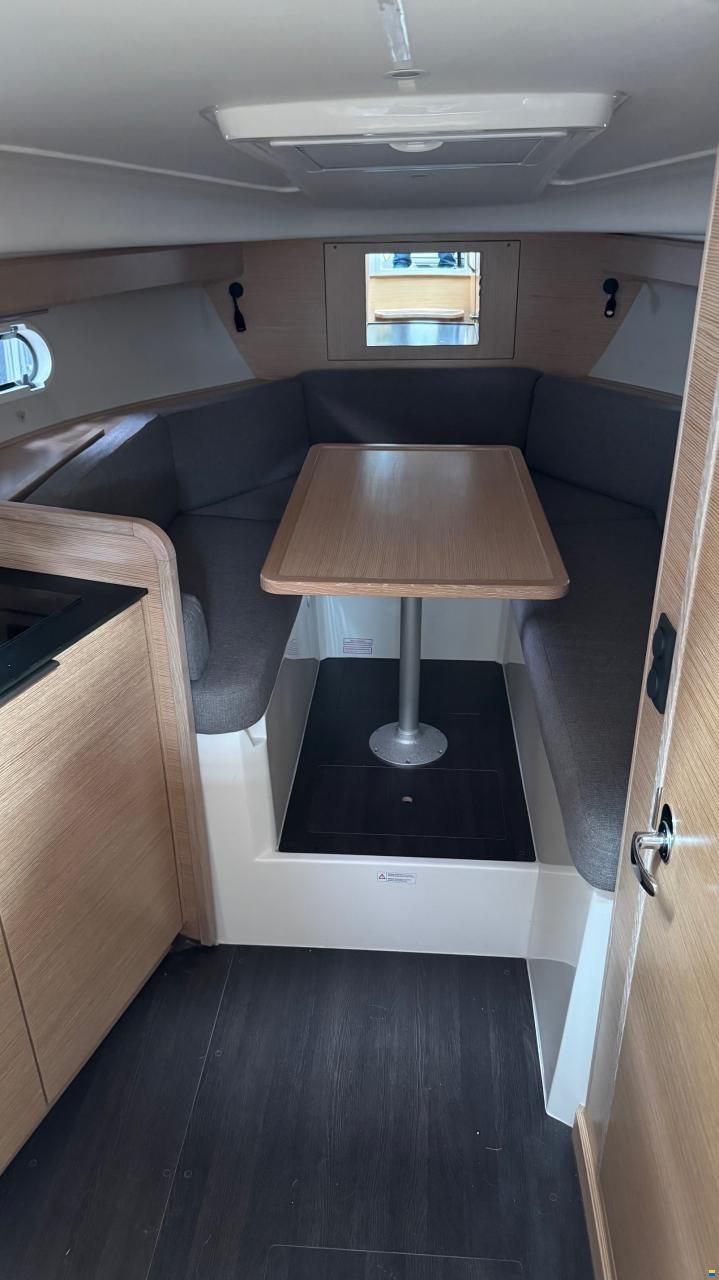 Bavaria S 30