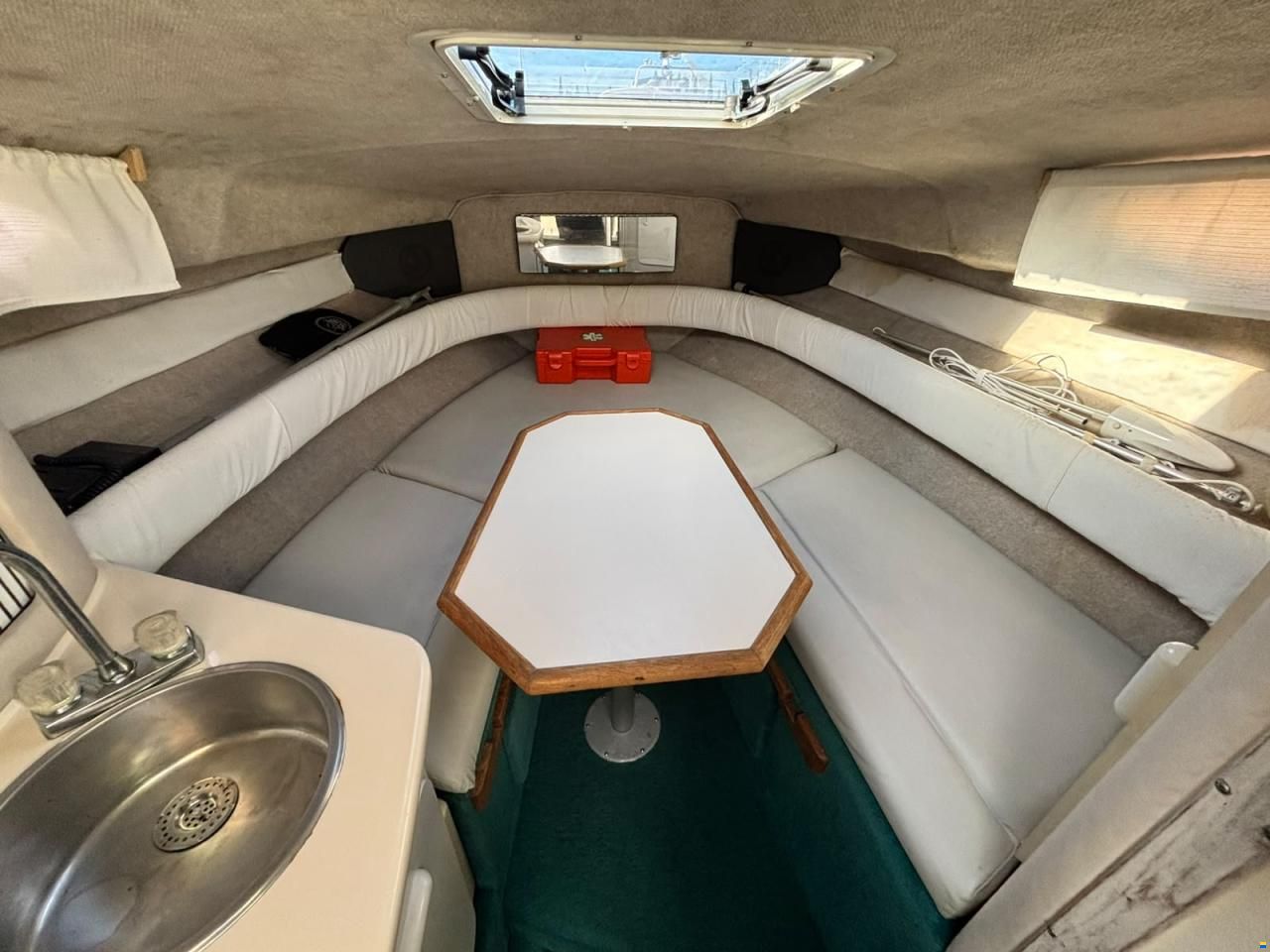 Sea Ray 250 Sundancer