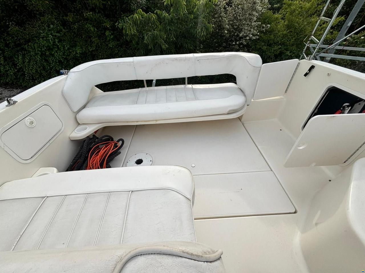 Sea Ray 250 Sundancer