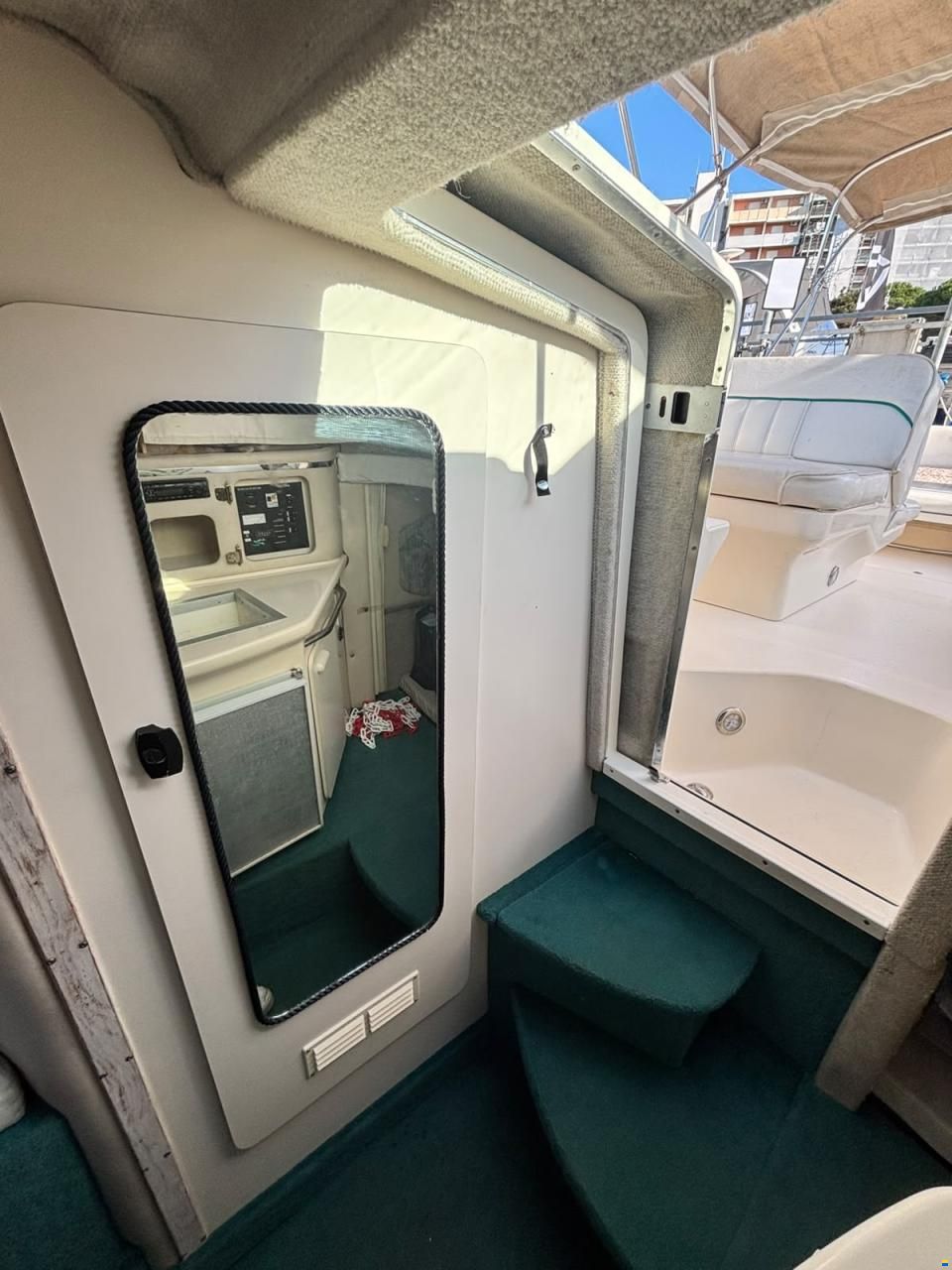 Sea Ray 250 Sundancer