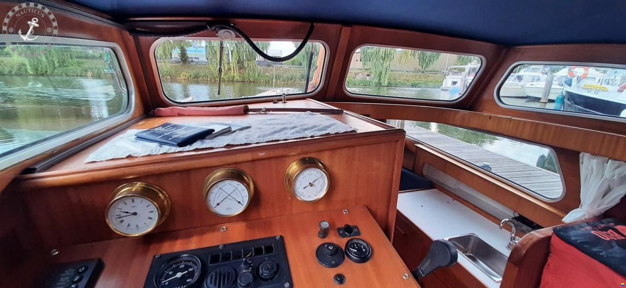 Elegant 800 Vlet
