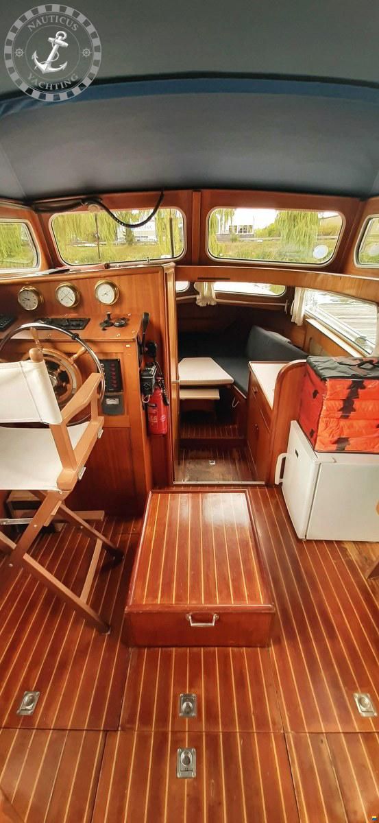 Elegant 800 Vlet