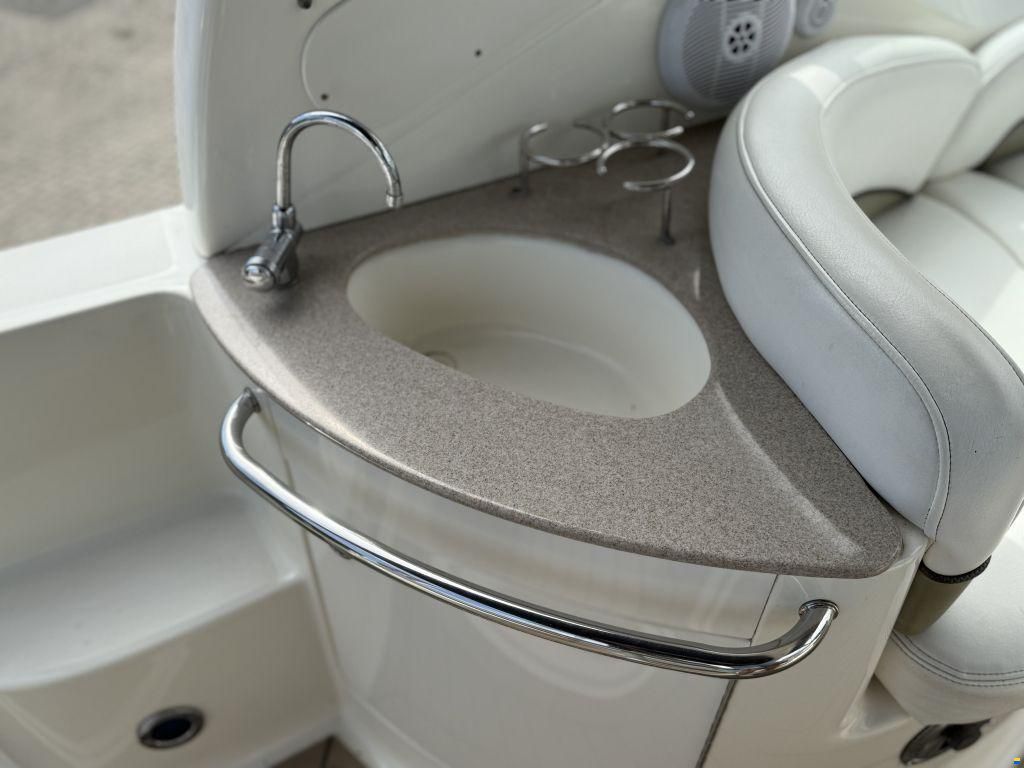 Searay Sundancer 275