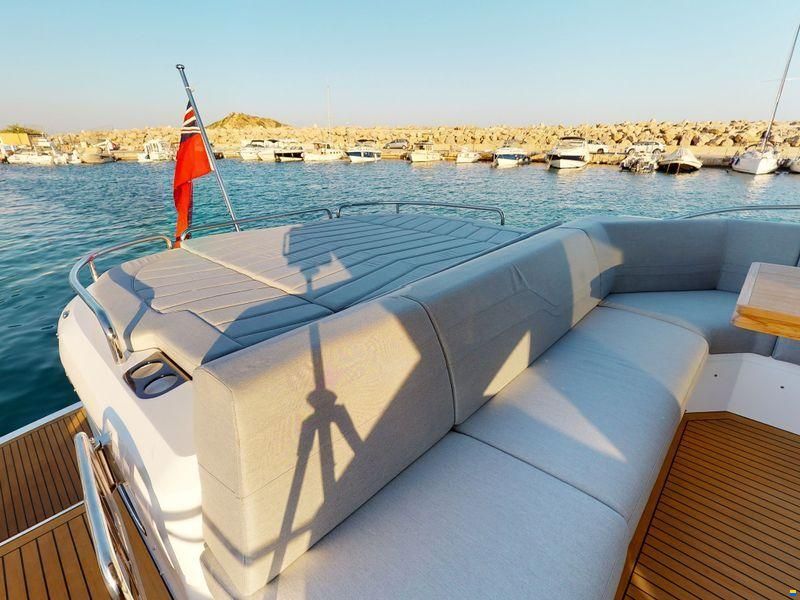 Sunseeker Predator 60 Evo
