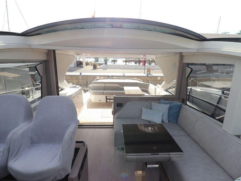 Sunseeker Predator 60 Evo