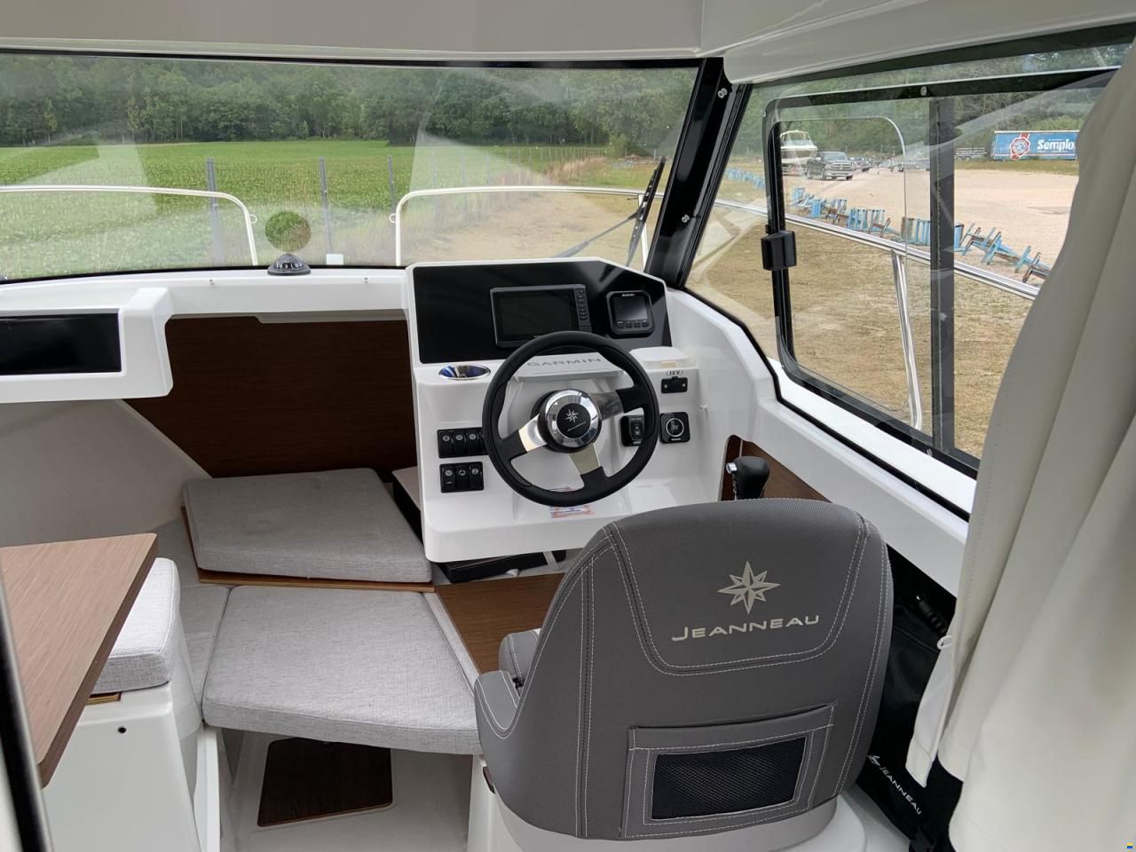 Jeanneau Merry Fisher 605