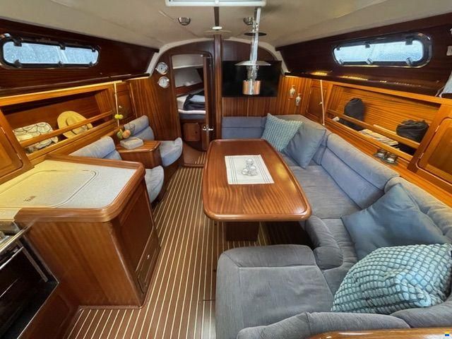 Bavaria 37 C