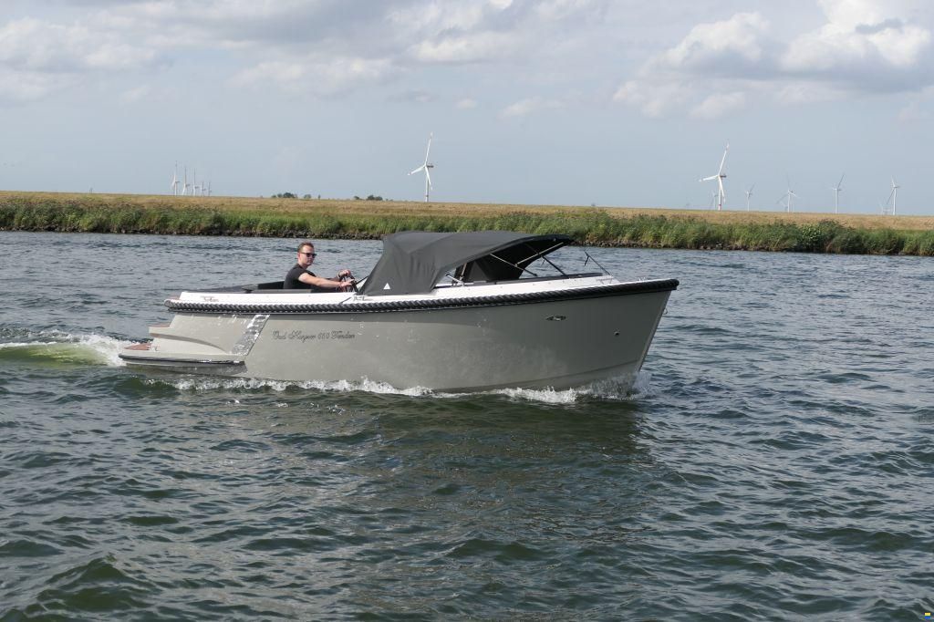 Oud Huijzer 650 Tender