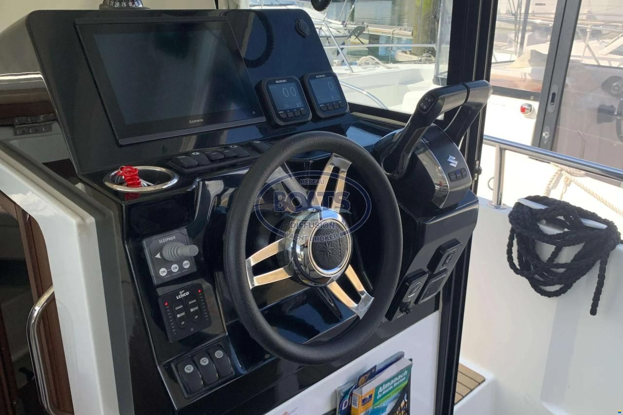 Jeanneau MERRY FISHER 895 SPORT
