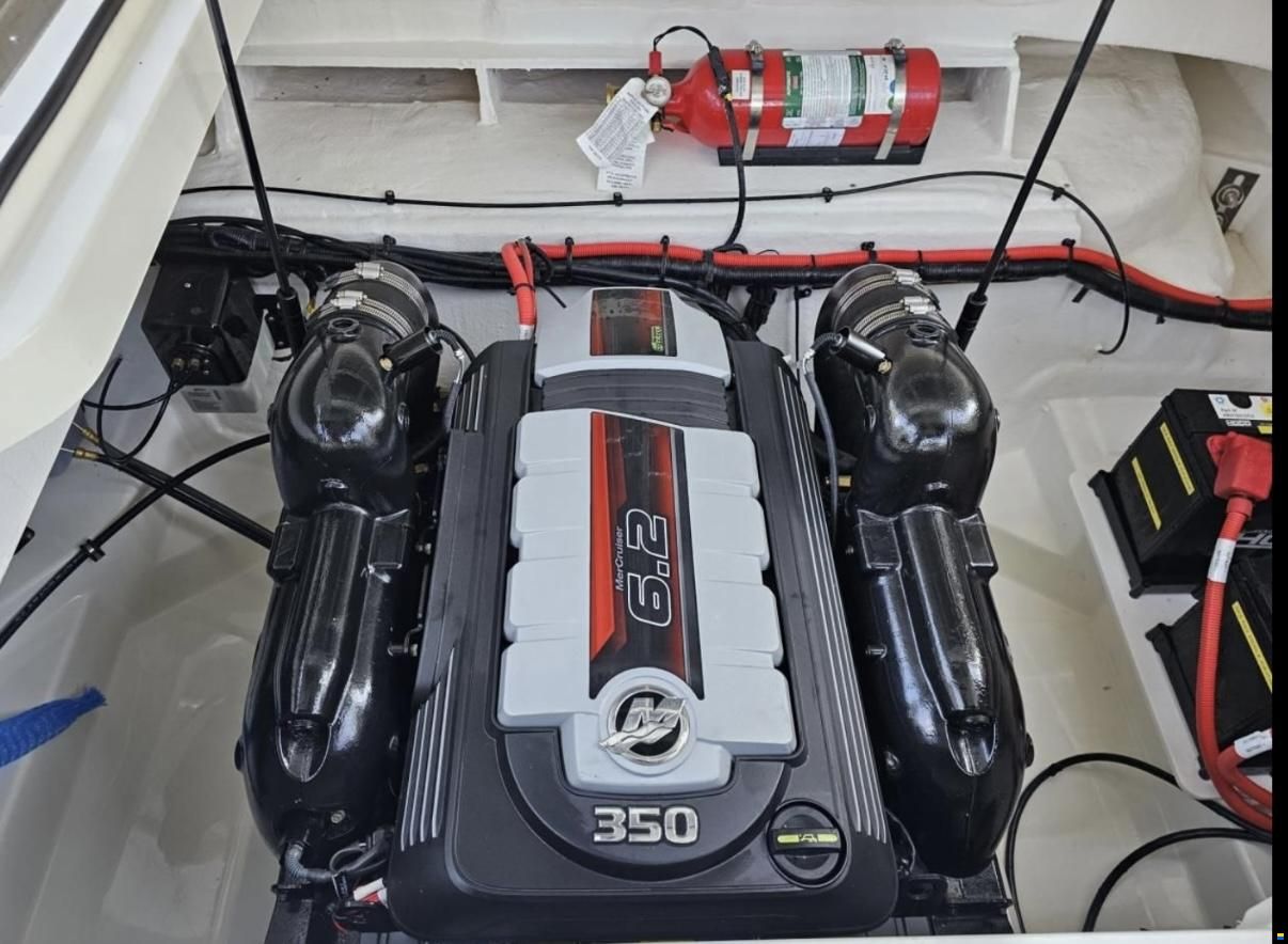 Sea Ray 250 SLX