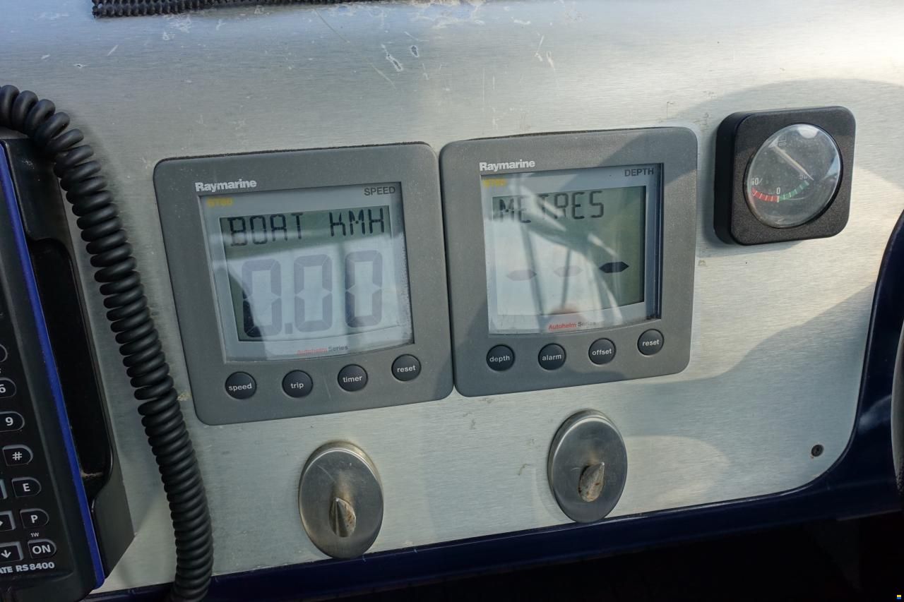 Sealine S34