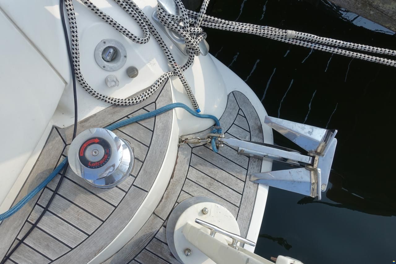 Sealine S34