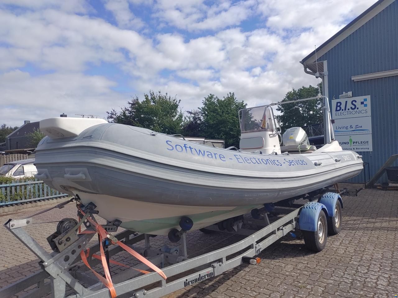 SACS Pro 590 RIB