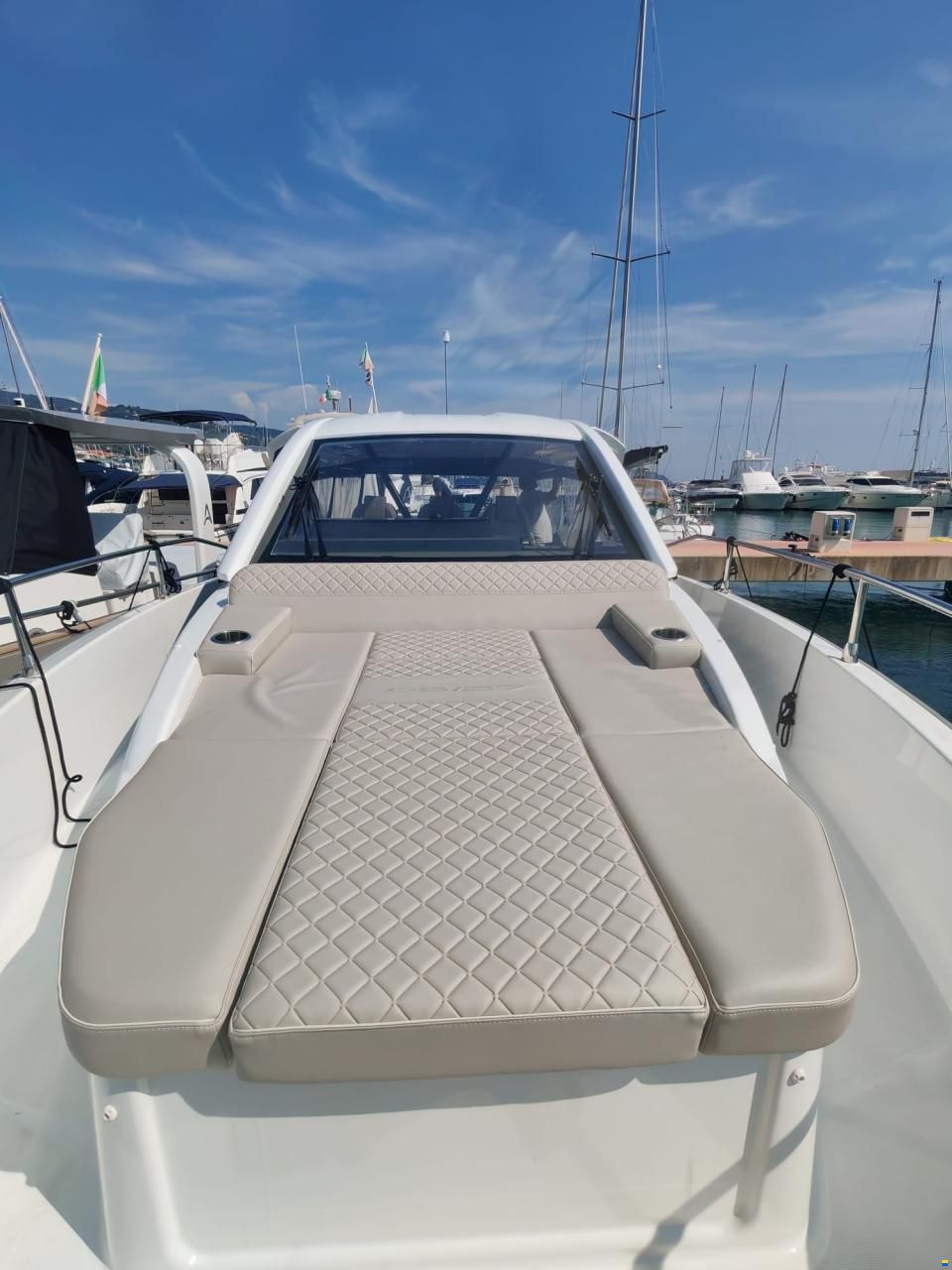 Jeanneau DB37 IB
