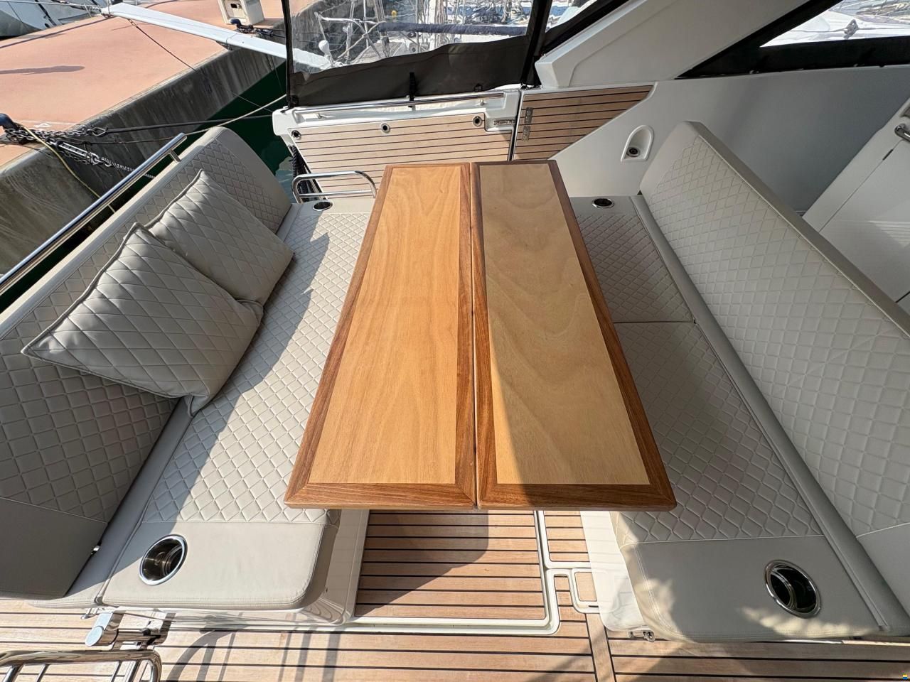 Jeanneau DB37 IB