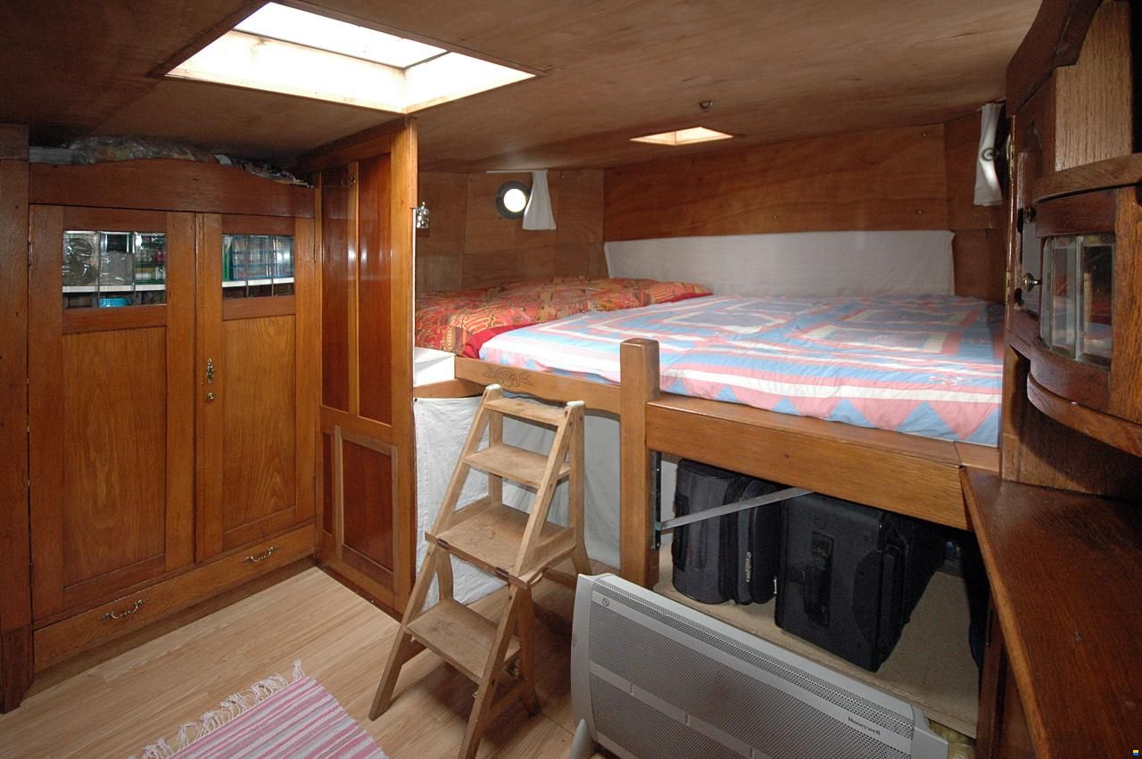 Luxemotor, Wohnschiff