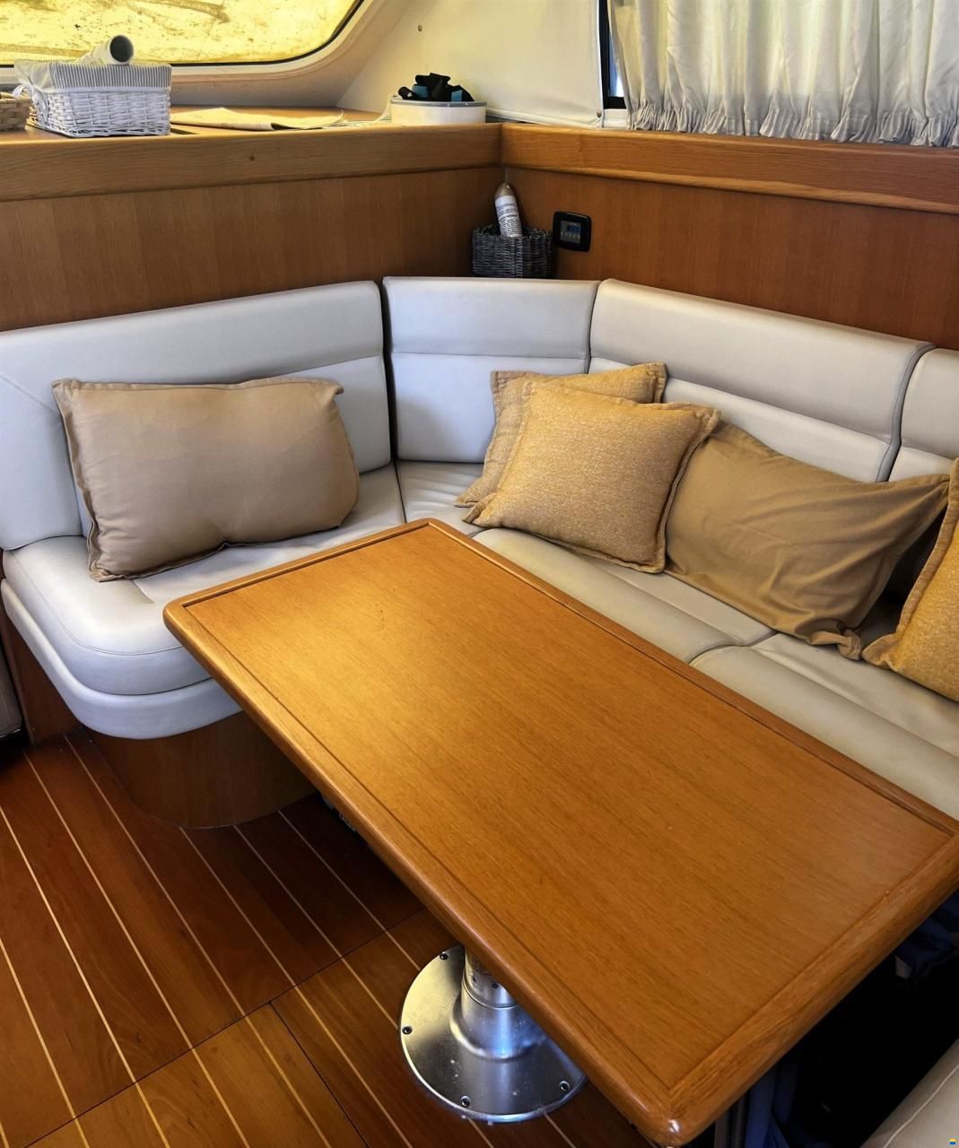 Portofino Marine 37 FLY