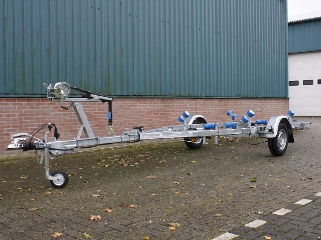 1050V
