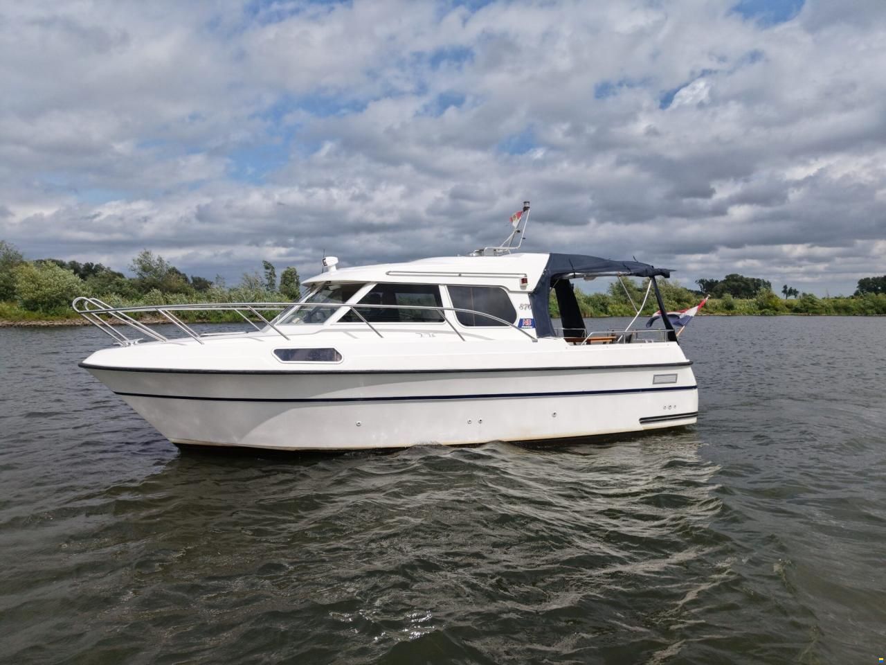 NB Marine 8700