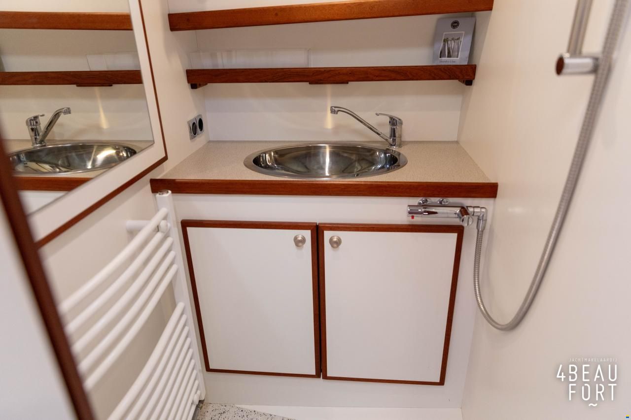 Brandsma Luna 37