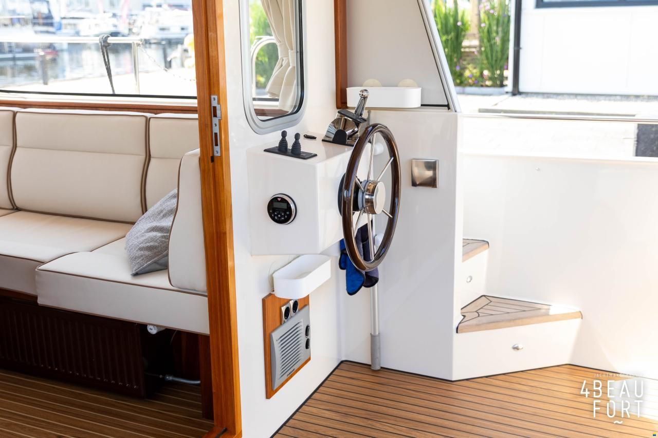 Brandsma Luna 37
