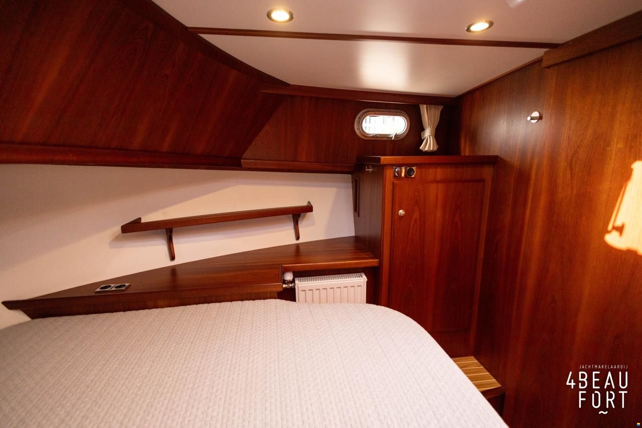 Brandsma Luna 37