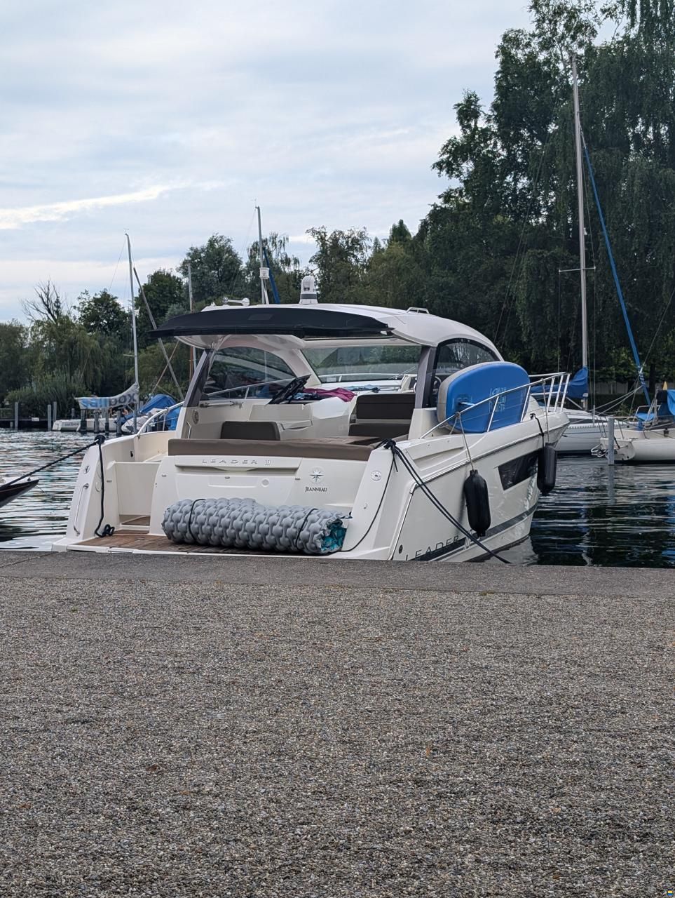 Jeanneau Leader 10