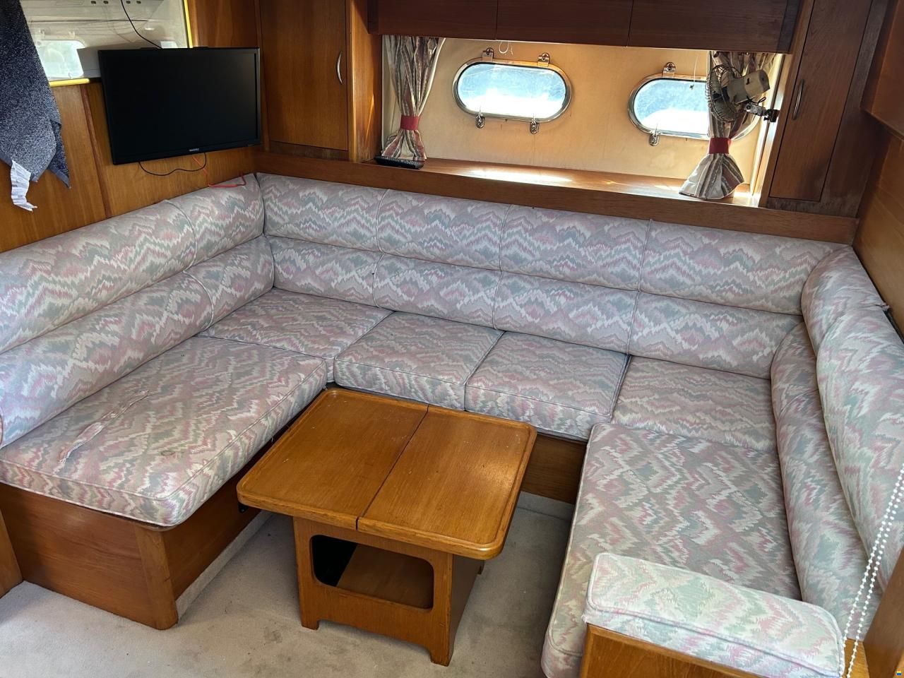 Princess 435