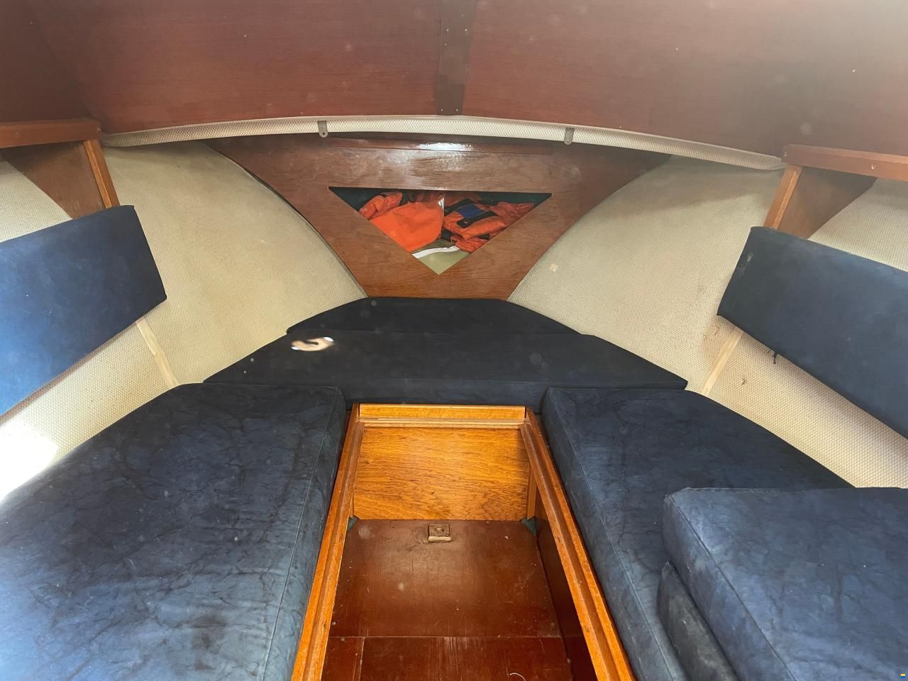 Coronet 24 Weekender