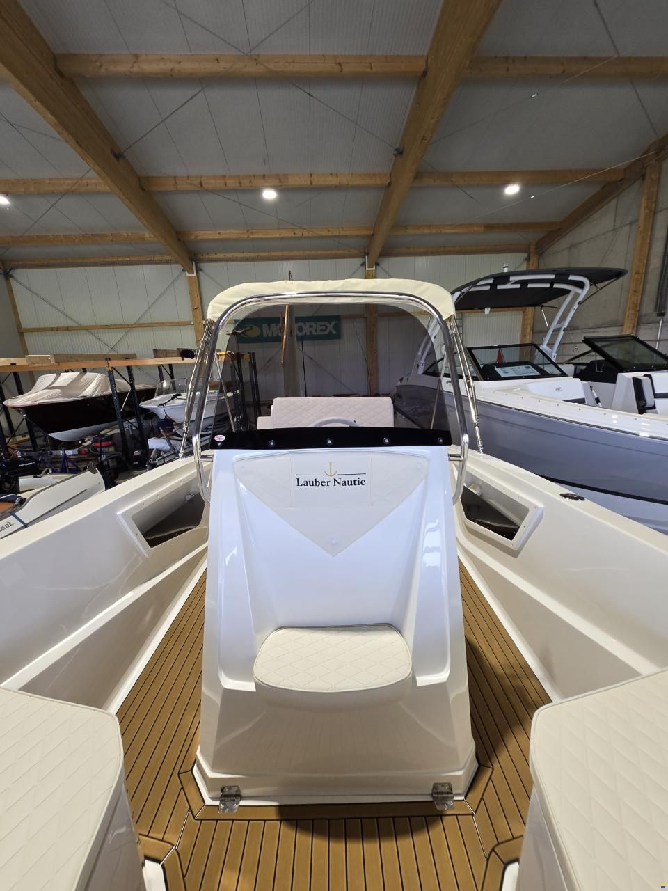 Trimarchi  Petra