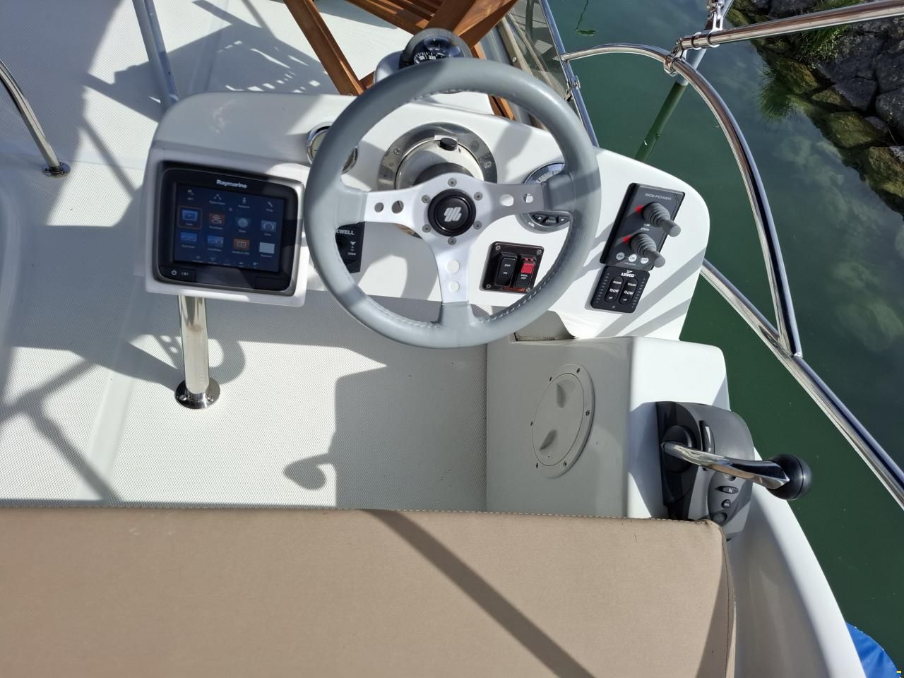 Starfisher 860 Flybridge