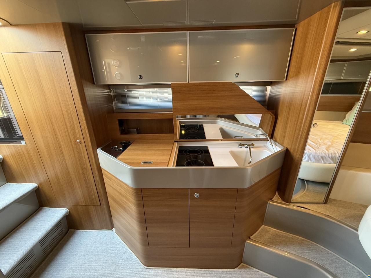 Riva RAMA 44