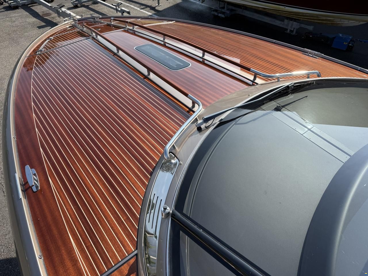 Riva RAMA 44