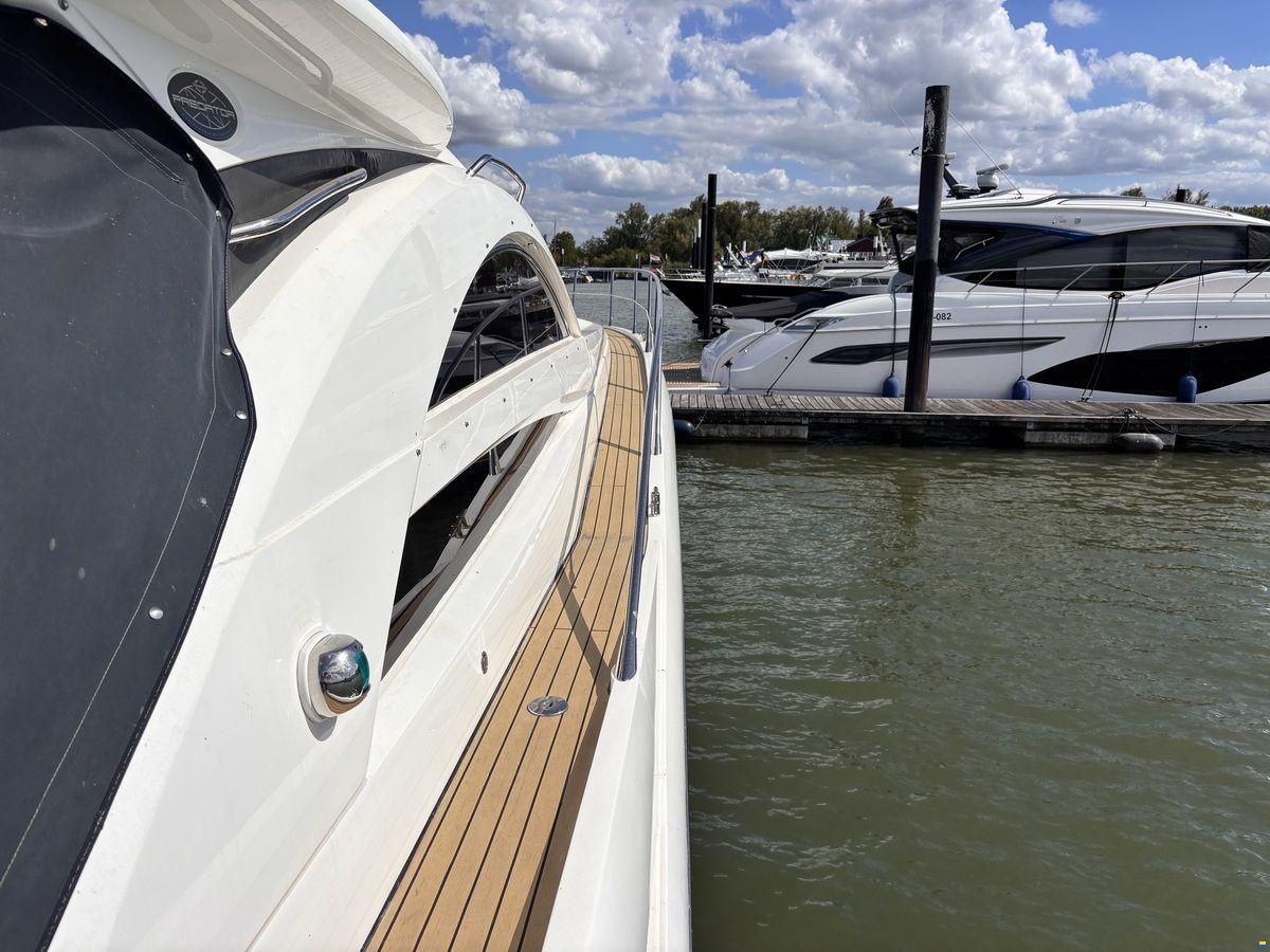 Sunseeker 55