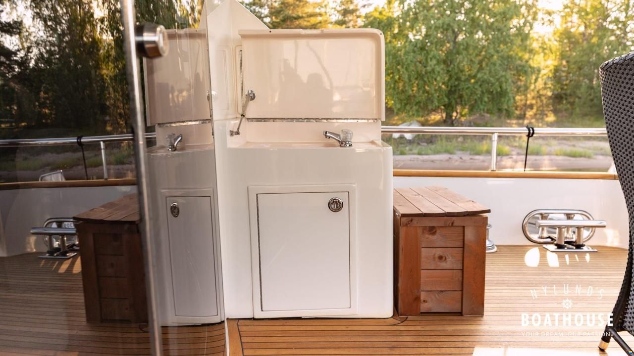Elegance 68