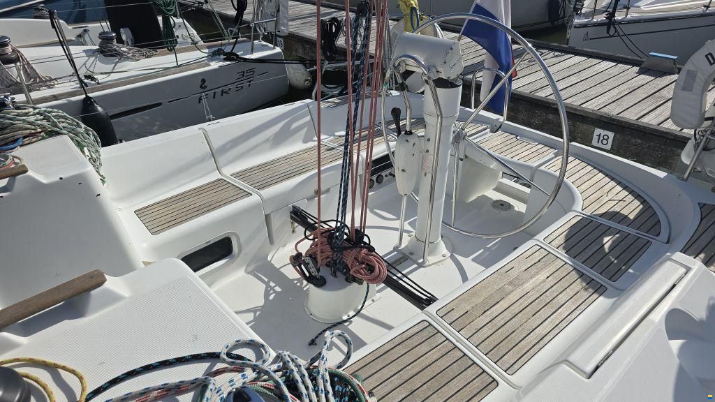 Jeanneau Sun Fast 37