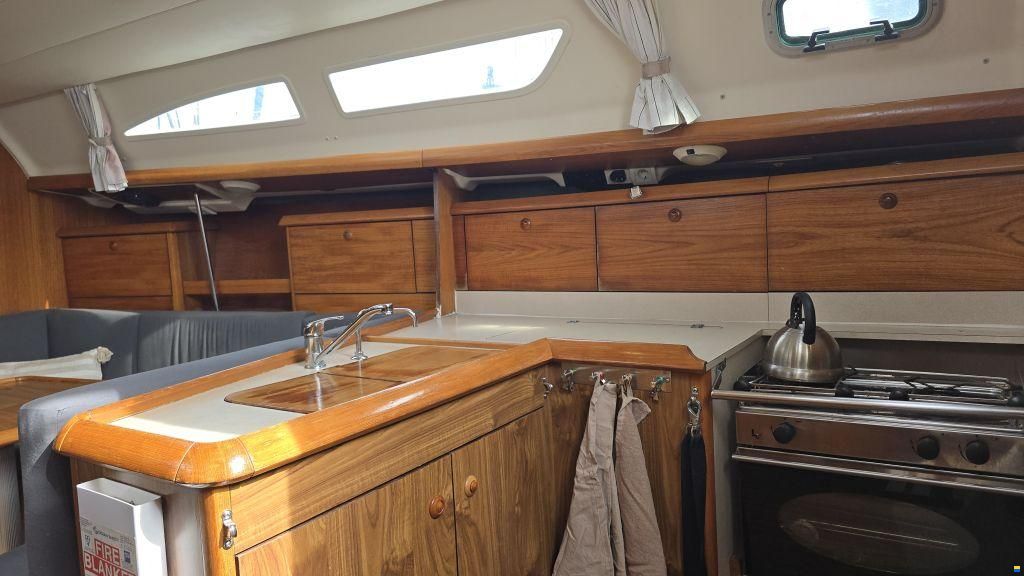 Jeanneau Sun Fast 37
