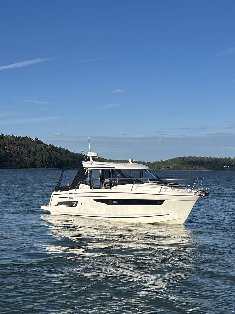 Jeanneau Merry Fisher 895