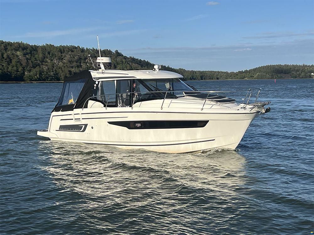 Jeanneau Merry Fisher 895