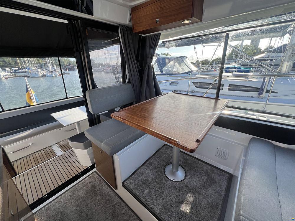 Jeanneau Merry Fisher 895