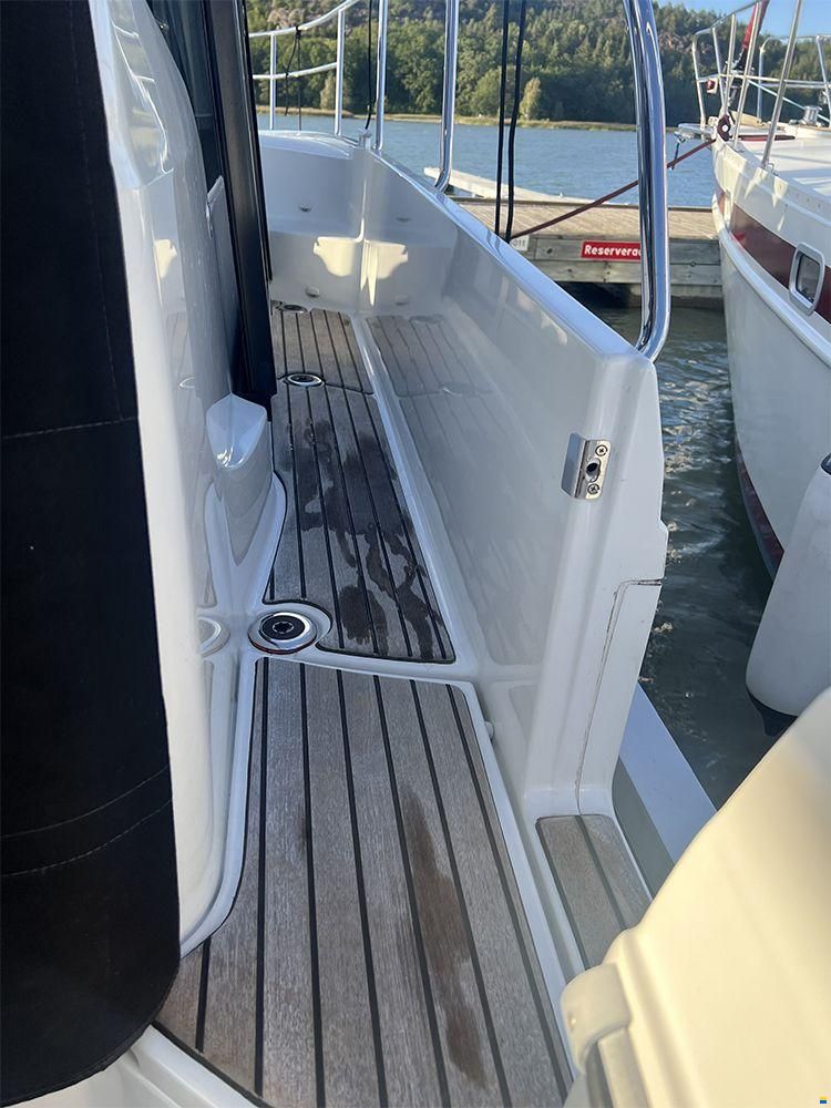 Jeanneau Merry Fisher 895