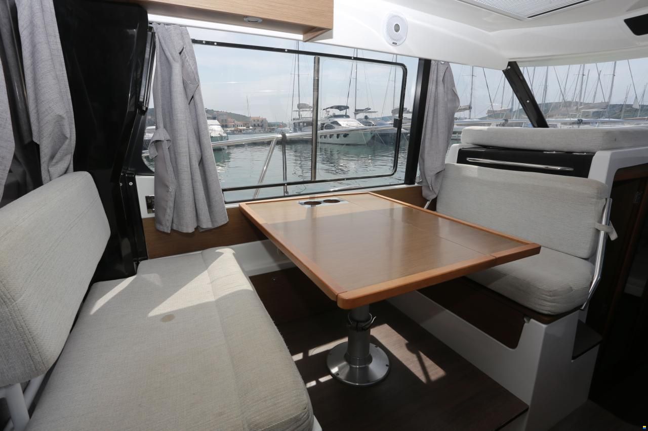 Jeanneau Merry Fisher 1095