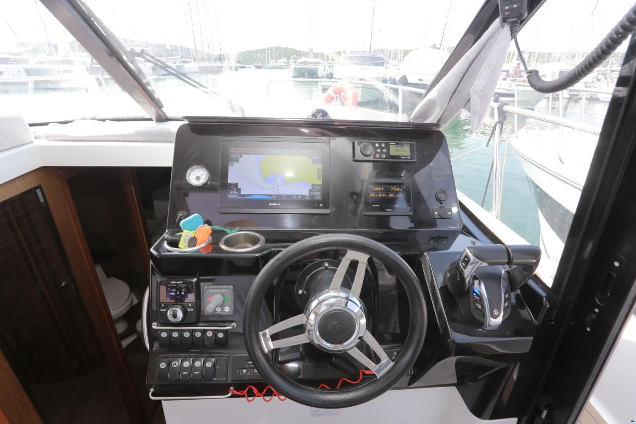 Jeanneau Merry Fisher 1095