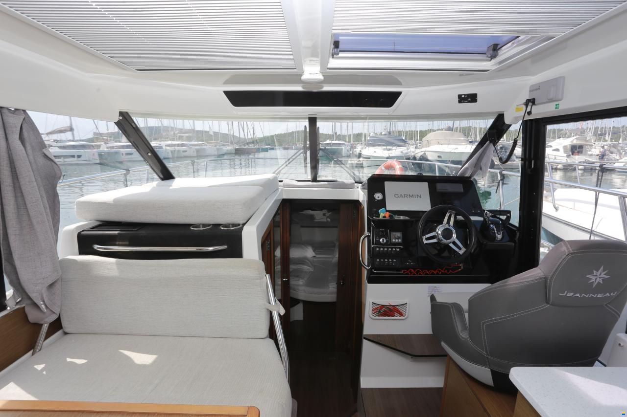 Jeanneau Merry Fisher 1095